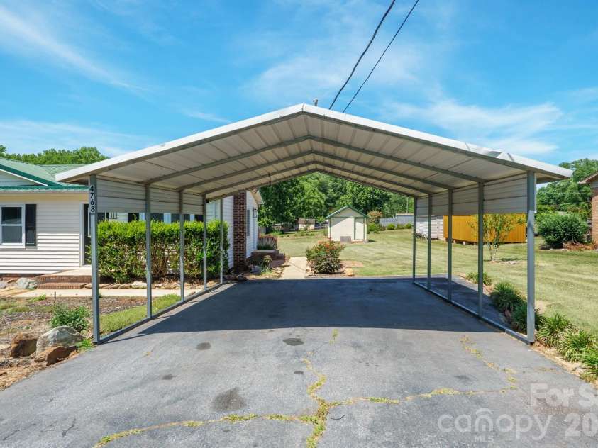 4768 Bethel Church Road, Hickory, NC 28602.  MLS# CAR4381522, YatesRealty ID 23626. 