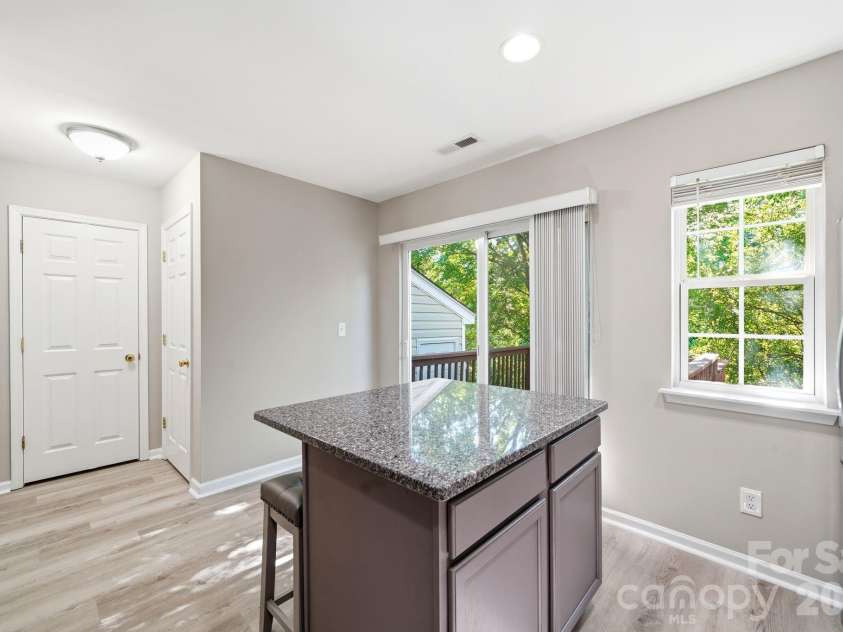 687 Rock Lake Glen, Fort Mill, SC 29715.  MLS# CAR4378757, YatesRealty ID 23628. 