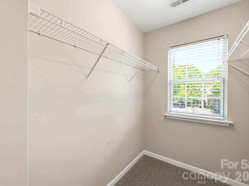 687 Rock Lake Glen, Fort Mill, SC 29715.  MLS# CAR4378757, YatesRealty ID 23628. 