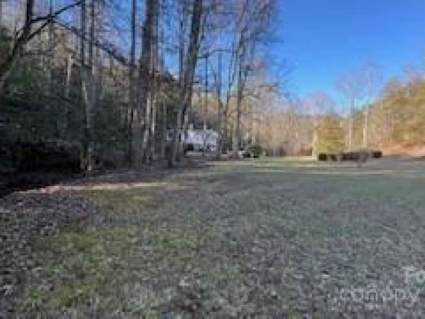 12 Gem Lake Estates Road, Franklin, NC 28734.  MLS# CAR4207274, YatesRealty ID 2363. 