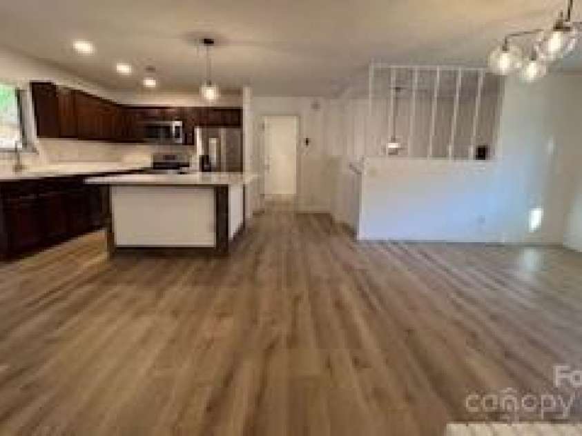 12 Gem Lake Estates Road, Franklin, NC 28734.  MLS# CAR4207274, YatesRealty ID 2363. 