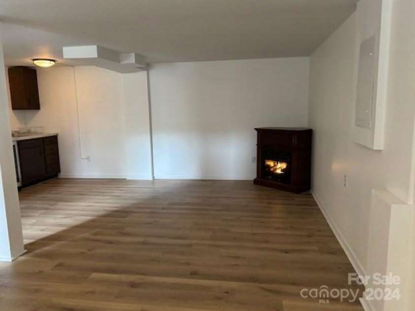 12 Gem Lake Estates Road, Franklin, NC 28734.  MLS# CAR4207274, YatesRealty ID 2363. 