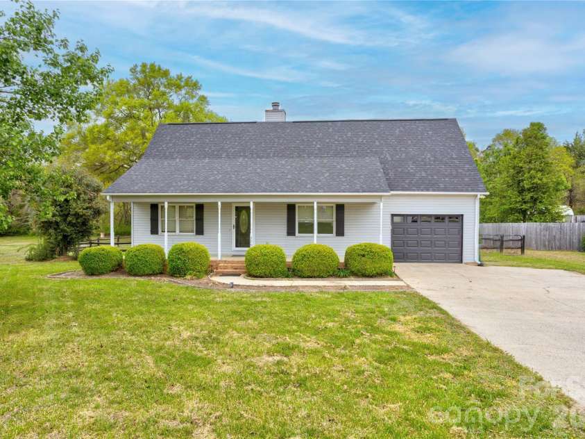 2705 Plantation Way, Albemarle, NC 28001.  MLS# CAR4365958, YatesRealty ID 23630. Front