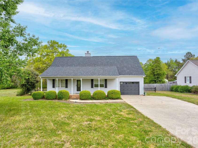 2705 Plantation Way, Albemarle, NC 28001.  MLS# CAR4365958, YatesRealty ID 23630. Front