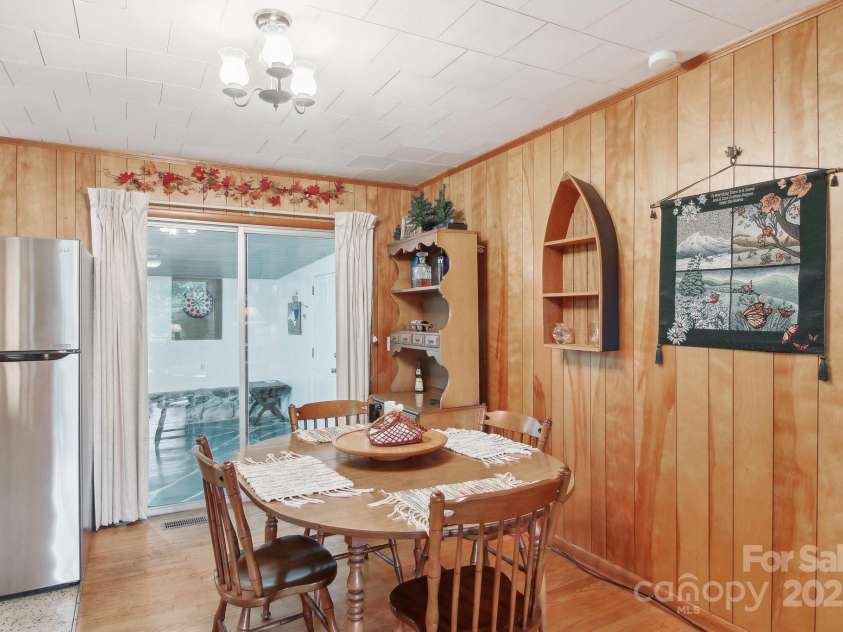 51 Atari Road, Waynesville, NC 28786.  MLS# CAR4256064, YatesRealty ID 23630. 