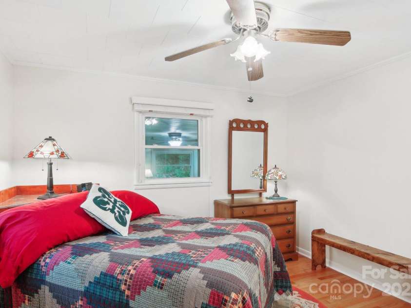 51 Atari Road, Waynesville, NC 28786.  MLS# CAR4256064, YatesRealty ID 23630. 