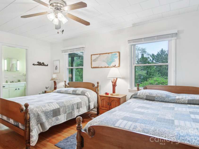 51 Atari Road, Waynesville, NC 28786.  MLS# CAR4256064, YatesRealty ID 23630. Master