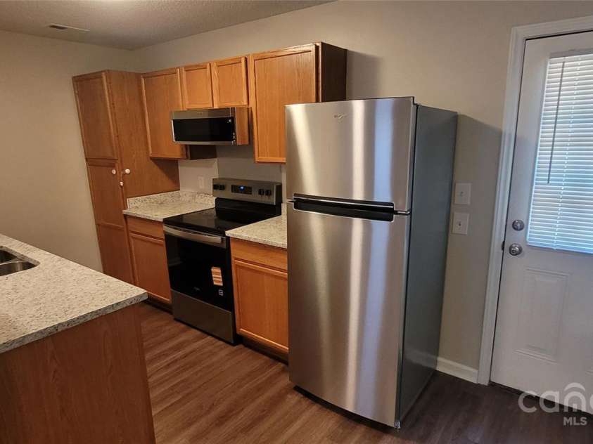 165 Brantley Place Drive, Mooresville, NC 28117.  MLS# CAR4275481, YatesRealty ID 23633. 