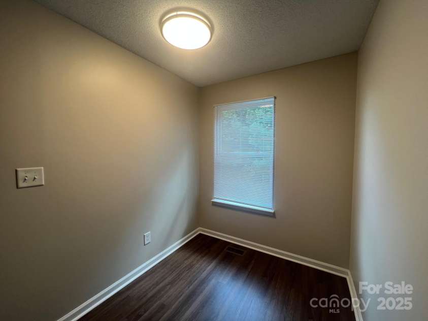 165 Brantley Place Drive, Mooresville, NC 28117.  MLS# CAR4275481, YatesRealty ID 23633. 