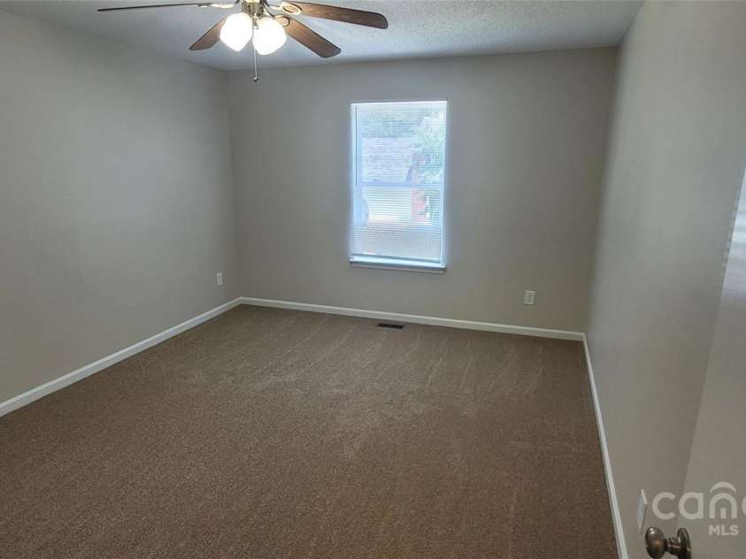 165 Brantley Place Drive, Mooresville, NC 28117.  MLS# CAR4275481, YatesRealty ID 23633. 