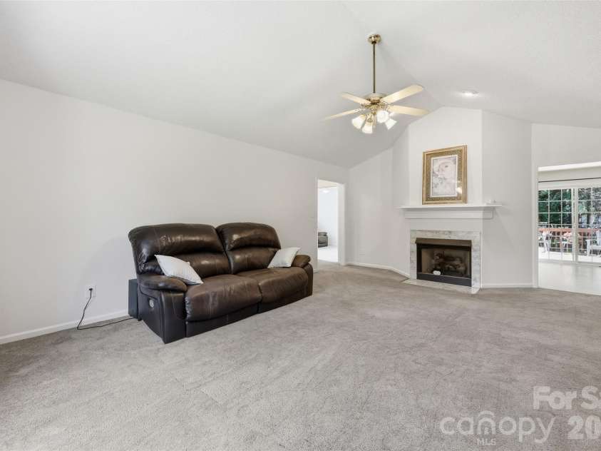 913 Pleasant Ridge Road, Fort Mill, SC 29715.  MLS# CAR4380826, YatesRealty ID 23633. 