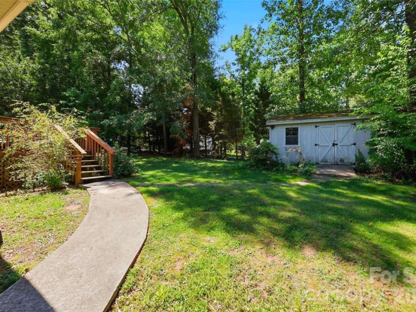 913 Pleasant Ridge Road, Fort Mill, SC 29715.  MLS# CAR4380826, YatesRealty ID 23633. 