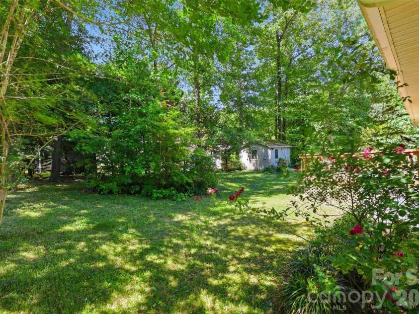 913 Pleasant Ridge Road, Fort Mill, SC 29715.  MLS# CAR4380826, YatesRealty ID 23633. 
