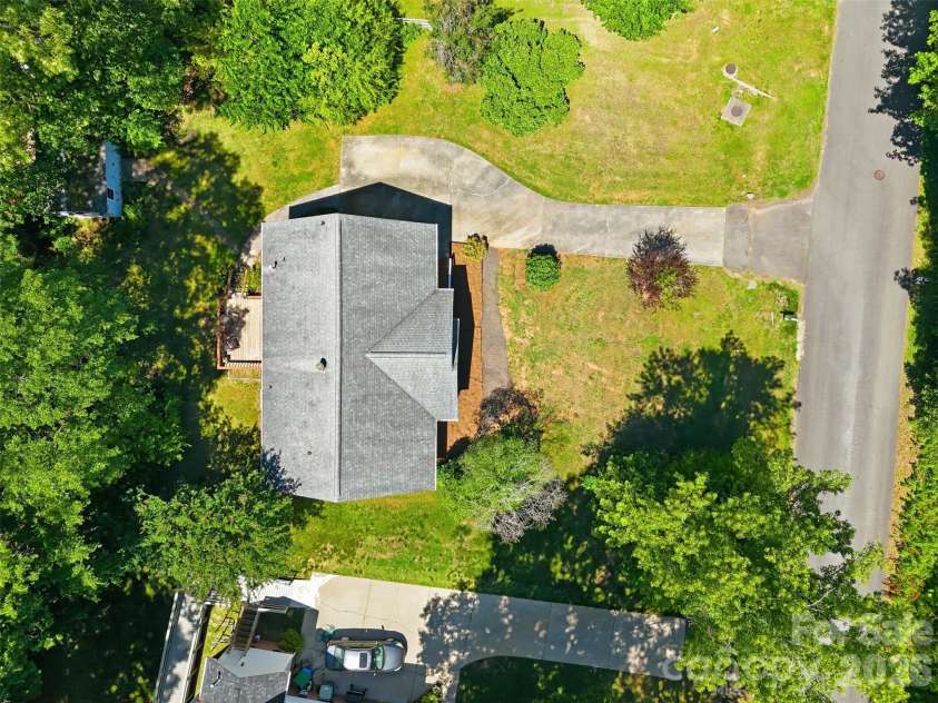913 Pleasant Ridge Road, Fort Mill, SC 29715.  MLS# CAR4380826, YatesRealty ID 23633. 