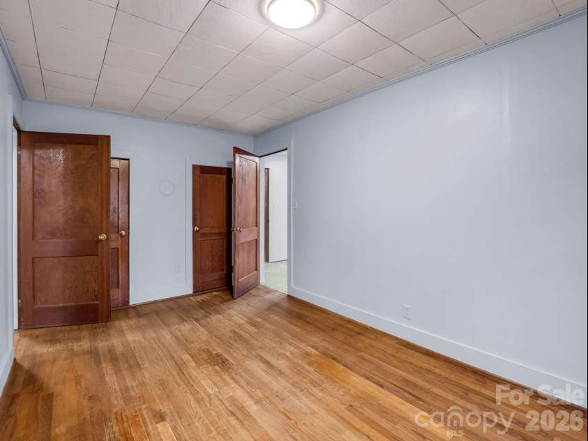 109 Wall Road, Tryon, NC 28782.  MLS# CAR4326151, YatesRealty ID 23634. 