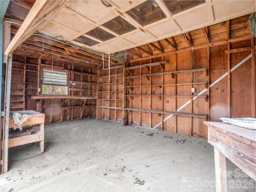 109 Wall Road, Tryon, NC 28782.  MLS# CAR4326151, YatesRealty ID 23634. 