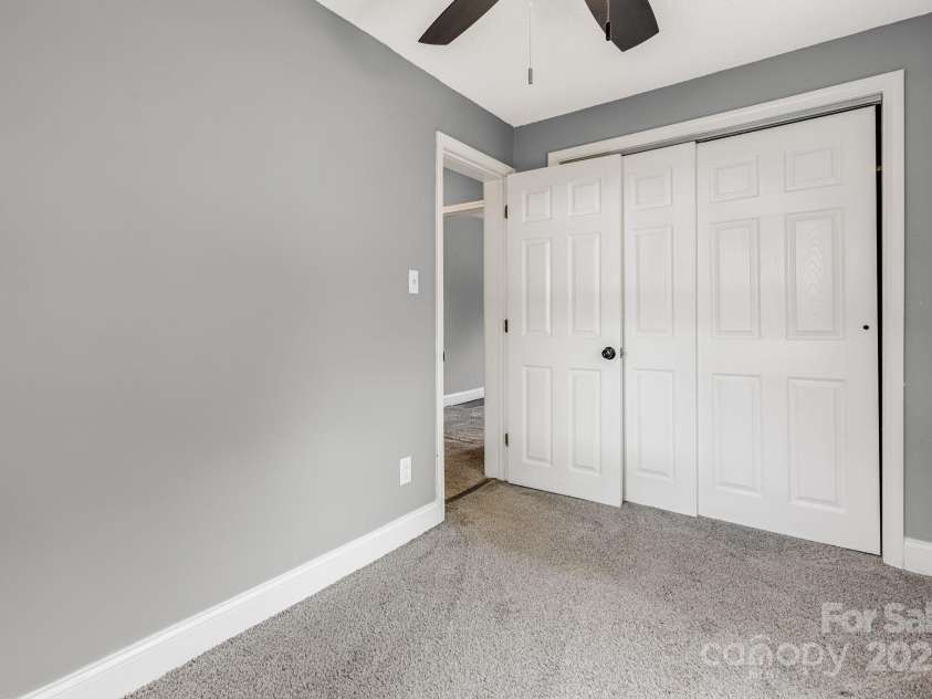 145 Logan Avenue, Asheville, NC 28806.  MLS# CAR4277415, YatesRealty ID 23634. 