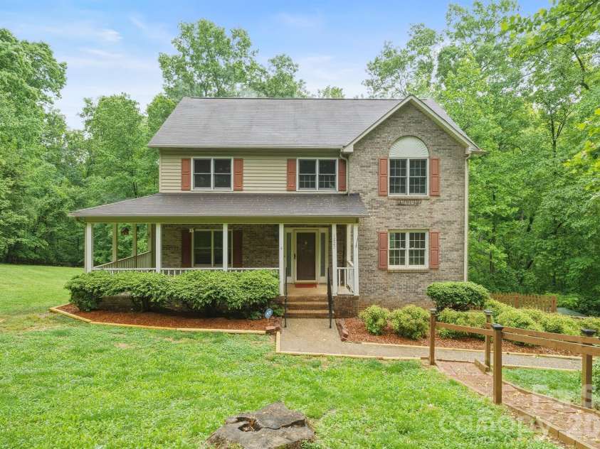 1227 Shirebourn None, Hickory, NC 28602.  MLS# CAR4380641, YatesRealty ID 23636. 