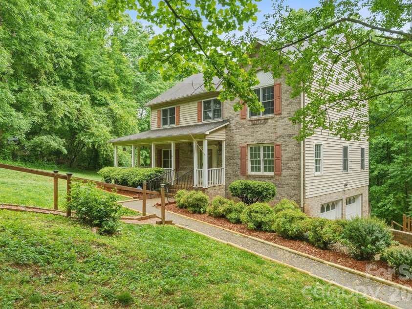 1227 Shirebourn None, Hickory, NC 28602.  MLS# CAR4380641, YatesRealty ID 23636. 