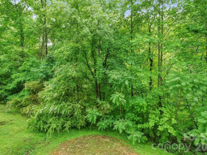 1227 Shirebourn None, Hickory, NC 28602.  MLS# CAR4380641, YatesRealty ID 23636. 