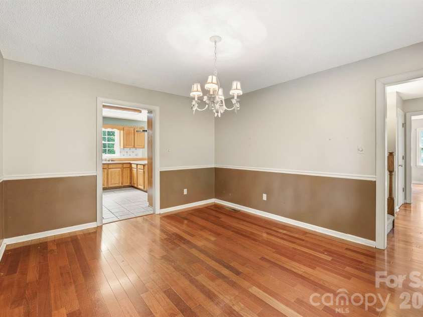 1227 Shirebourn None, Hickory, NC 28602.  MLS# CAR4380641, YatesRealty ID 23636. 