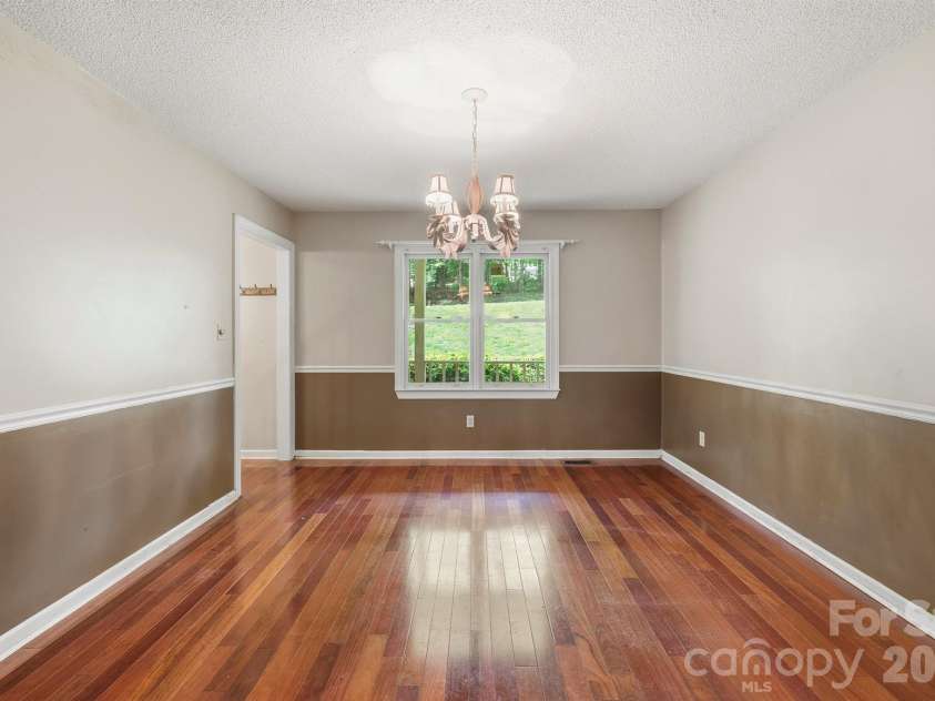 1227 Shirebourn None, Hickory, NC 28602.  MLS# CAR4380641, YatesRealty ID 23636. 