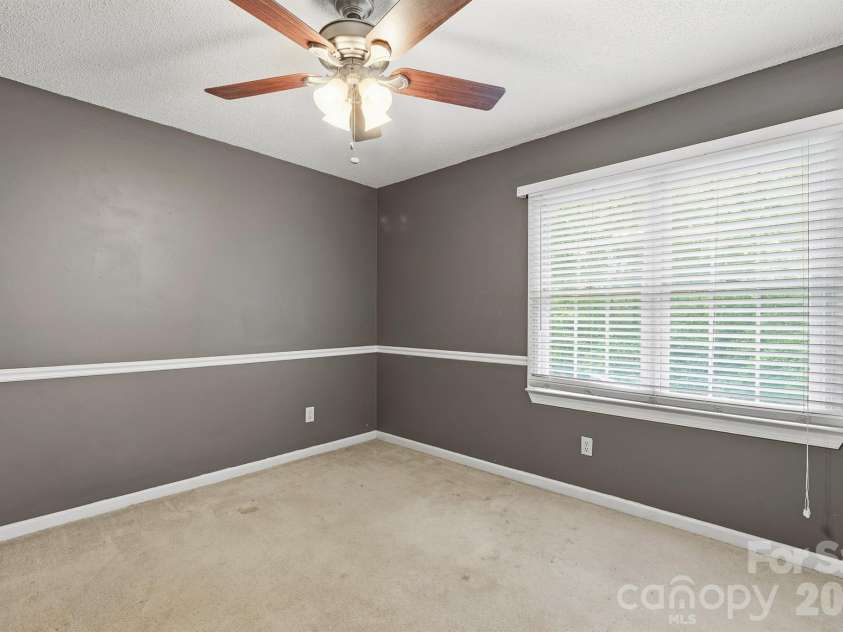 1227 Shirebourn None, Hickory, NC 28602.  MLS# CAR4380641, YatesRealty ID 23636. 