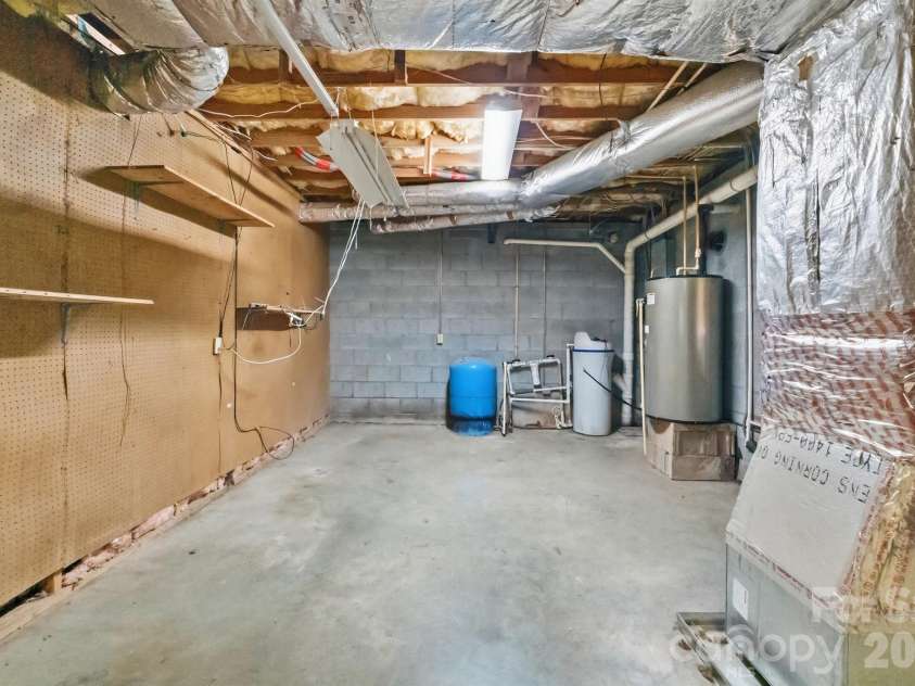 1227 Shirebourn None, Hickory, NC 28602.  MLS# CAR4380641, YatesRealty ID 23636. 