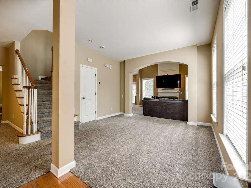 13916 Mallard Lake Road, Charlotte, NC 28262.  MLS# CAR4273493, YatesRealty ID 23637. 