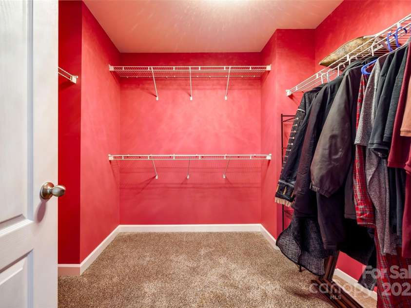 13916 Mallard Lake Road, Charlotte, NC 28262.  MLS# CAR4273493, YatesRealty ID 23637. 