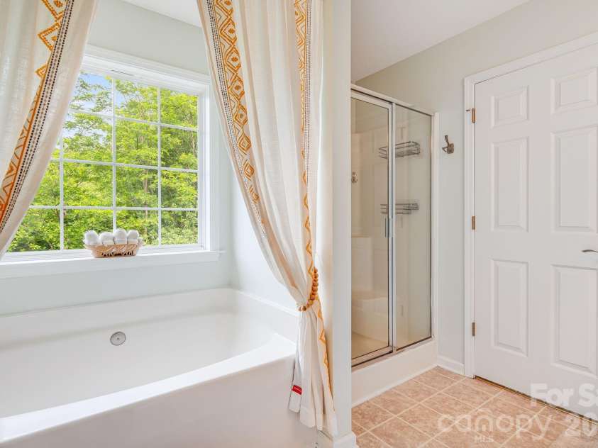 20 Stone River Drive, Asheville, NC 28804.  MLS# CAR4380829, YatesRealty ID 23637. 
