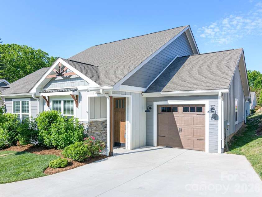 110 Coralroot Lane, Arden, NC 28704.  MLS# CAR4383406, YatesRealty ID 23639. 