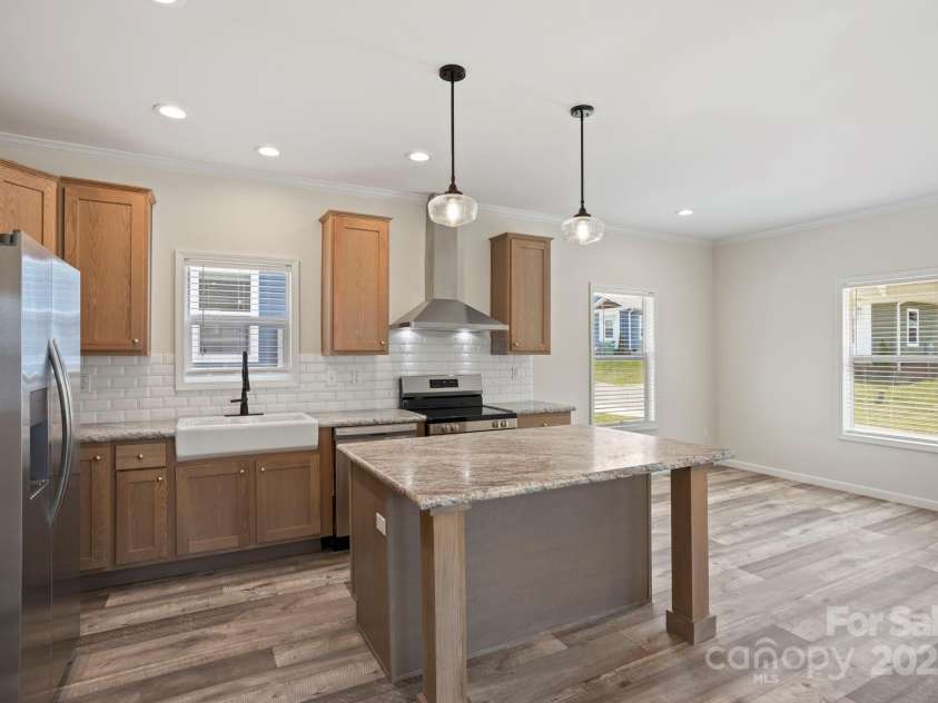 121 Bellamy Road, Asheville, NC 28806.  MLS# CAR4277886, YatesRealty ID 2364. 