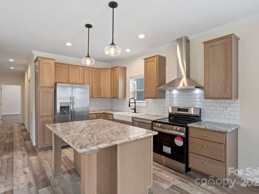 121 Bellamy Road, Asheville, NC 28806.  MLS# CAR4277886, YatesRealty ID 2364. 