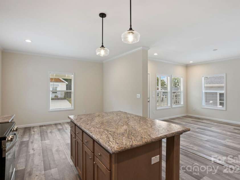 121 Bellamy Road, Asheville, NC 28806.  MLS# CAR4277886, YatesRealty ID 2364. 