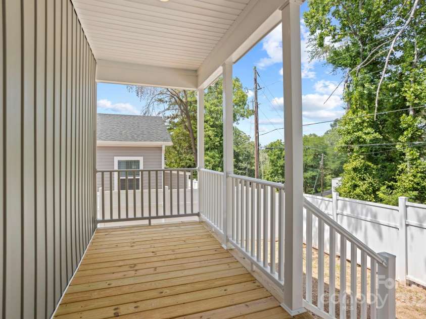 121 Bellamy Road, Asheville, NC 28806.  MLS# CAR4277886, YatesRealty ID 2364. 