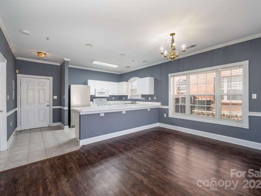 9261 Meadow Vista Road, Charlotte, NC 28213.  MLS# CAR4215350, YatesRealty ID 2364. 