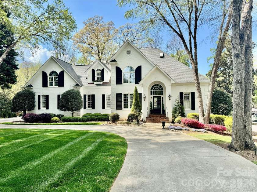 19118 Betty Stough Road, Cornelius, NC 28031.  MLS# CAR4369817, YatesRealty ID 23640. 
