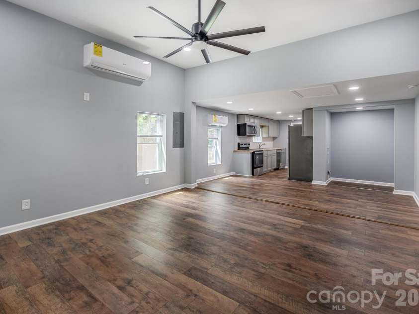 19513 Meridian Street, Cornelius, NC 28031.  MLS# CAR4370578, YatesRealty ID 23641. Great Room w/Mini-Split
