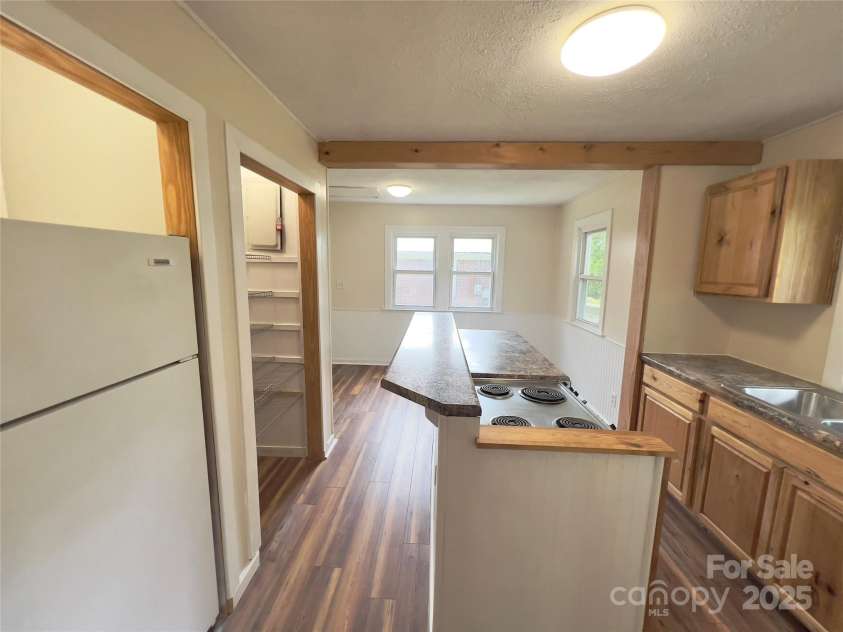 413 Forest Place, Lenoir, NC 28645.  MLS# CAR4271714, YatesRealty ID 23641. 