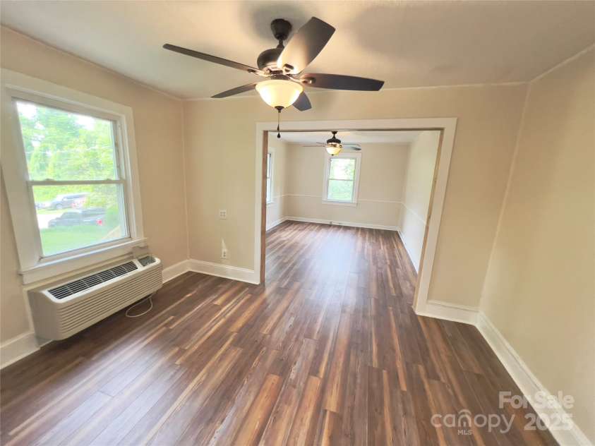 413 Forest Place, Lenoir, NC 28645.  MLS# CAR4271714, YatesRealty ID 23641. 