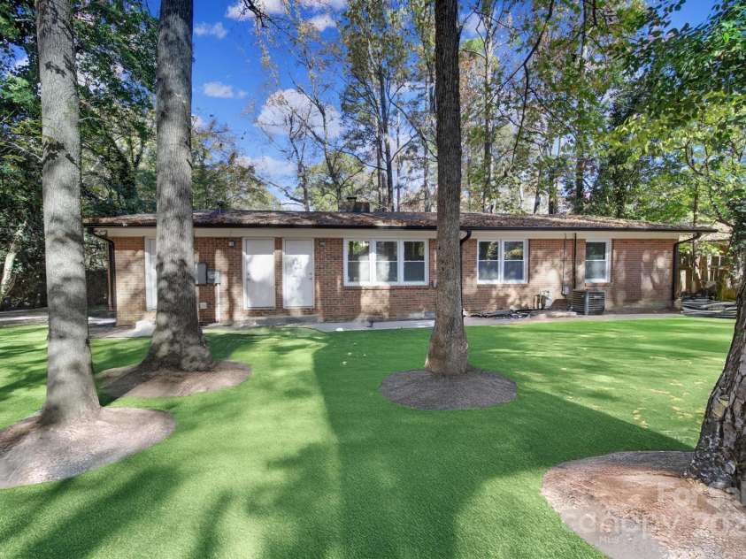 6513 old post Road, Charlotte, NC 28212.  MLS# CAR4320928, YatesRealty ID 23642. 