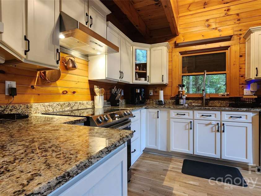 306 Henry Dingus Way, Maggie Valley, NC 28751.  MLS# CAR4183056, YatesRealty ID 23643. 