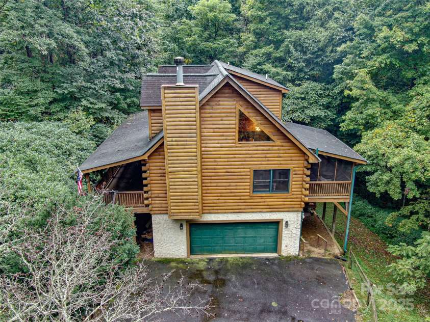 306 Henry Dingus Way, Maggie Valley, NC 28751.  MLS# CAR4183056, YatesRealty ID 23643. 