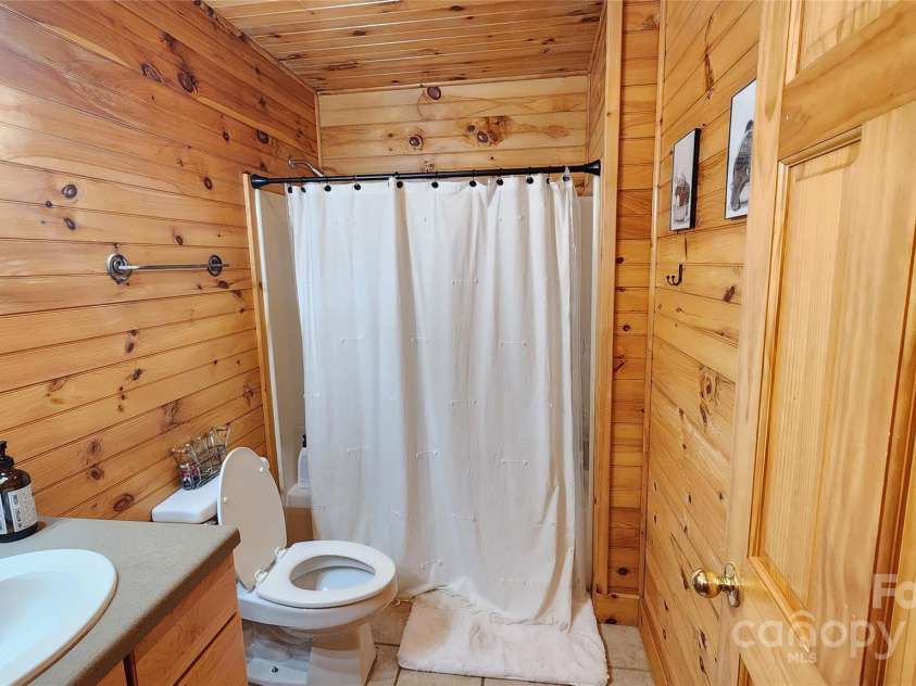 306 Henry Dingus Way, Maggie Valley, NC 28751.  MLS# CAR4183056, YatesRealty ID 23643. Full Bath on 2nd level