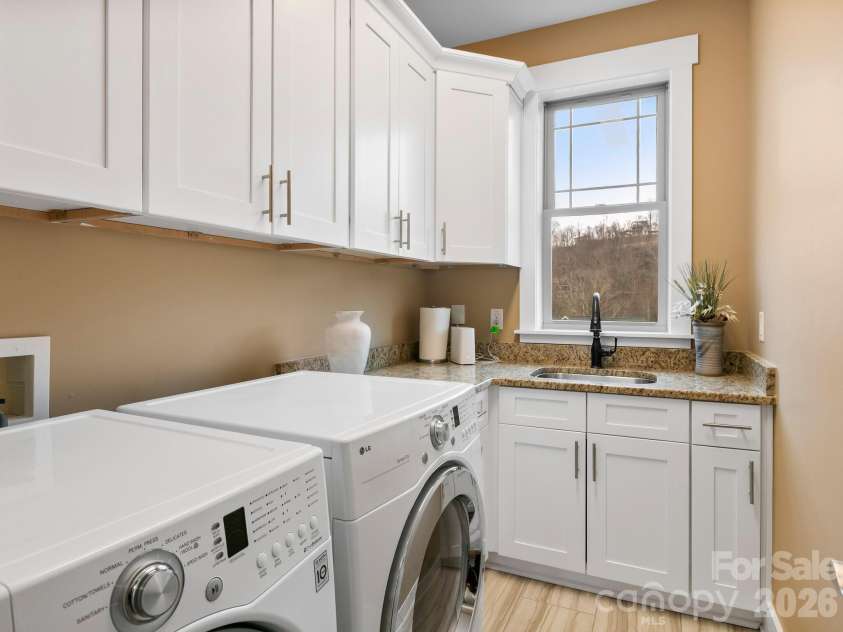 171 Waightstill Drive, Arden, NC 28704.  MLS# CAR4350794, YatesRealty ID 23644. 