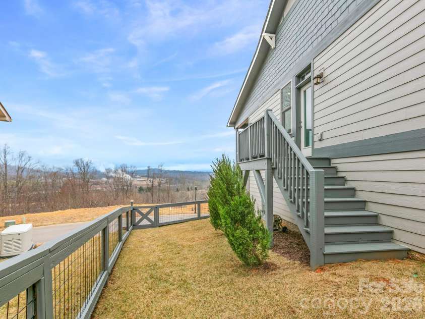 171 Waightstill Drive, Arden, NC 28704.  MLS# CAR4350794, YatesRealty ID 23644. 