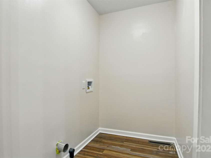 3923 US Hwy 321A Highway, Hudson, NC 28638.  MLS# CAR4269405, YatesRealty ID 23645. 