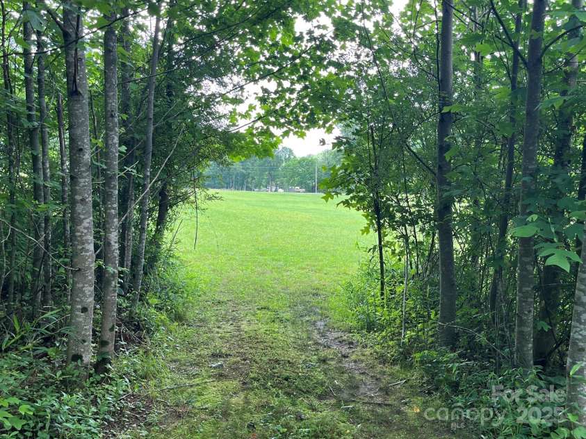 621 Cherryfield Creek, Brevard, NC 28712.  MLS# CAR4269516, YatesRealty ID 23646. 