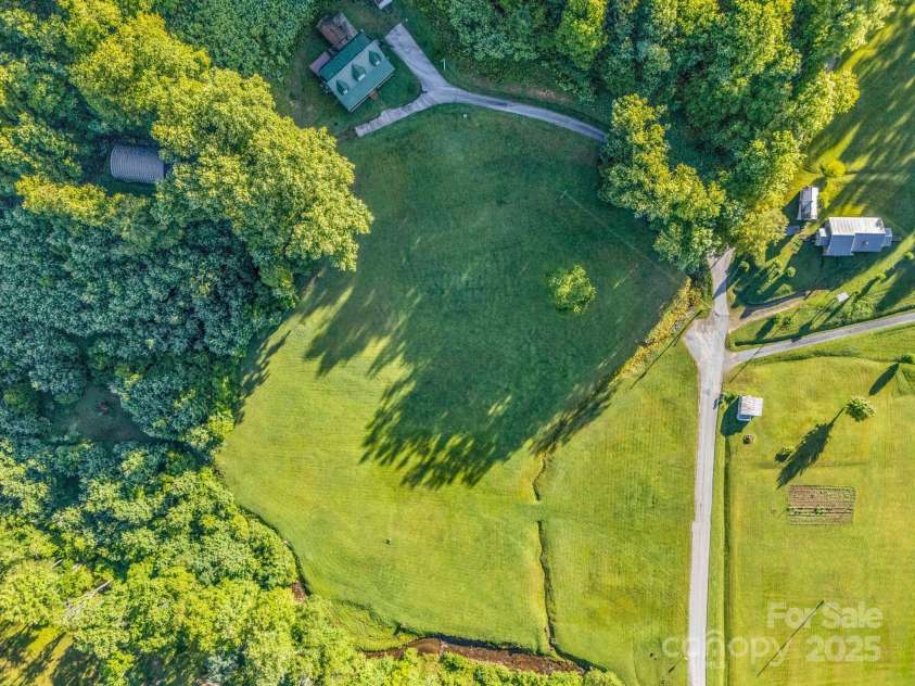 621 Cherryfield Creek, Brevard, NC 28712.  MLS# CAR4269516, YatesRealty ID 23646. 